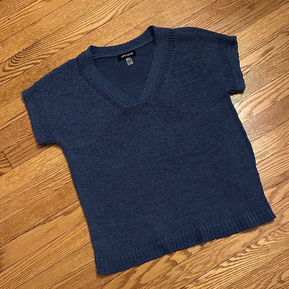 Cable & Gauge Blue V-Neck Sweater